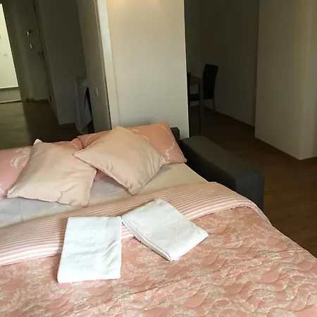 아파트 Sokolovska 91 프라하