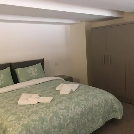 Appartement Sokolovska 91 *